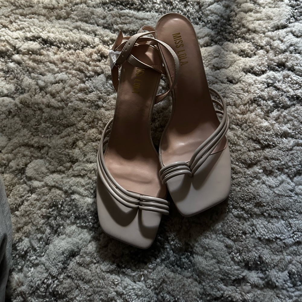 Miss Lola Heels